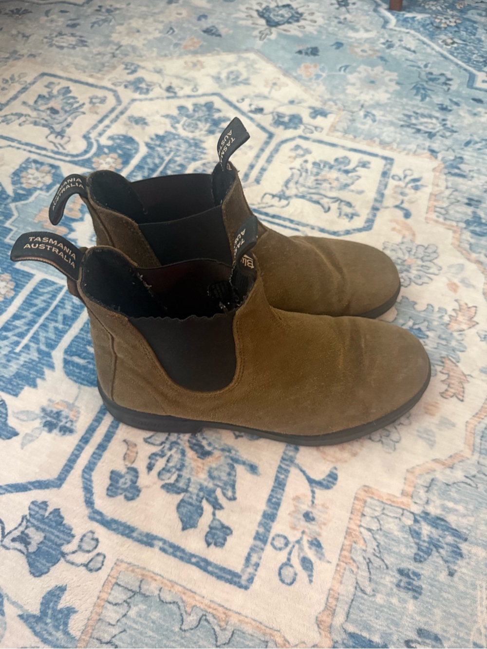 Blundstone Olive Green Chelsea Boots